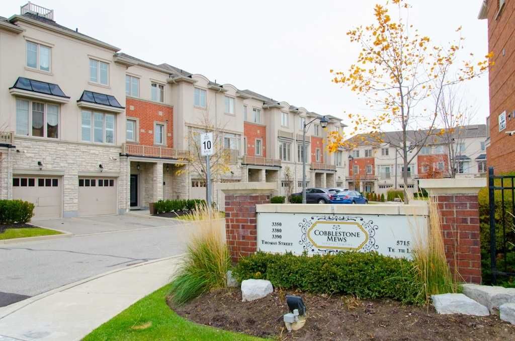 5715 Tenth Line Cobblestone Mews Townhomes 3 Beds + Den 4 Baths